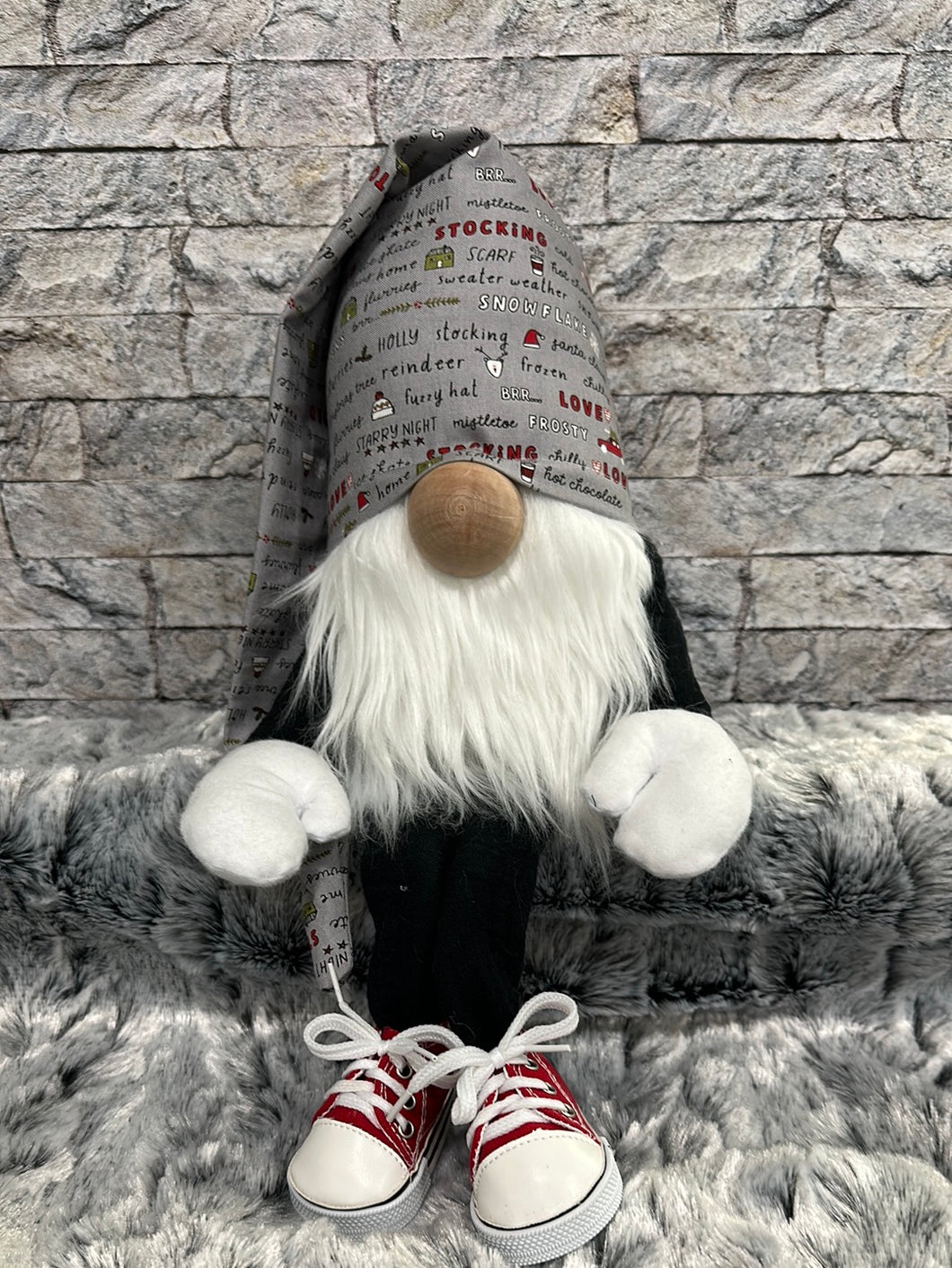 BAG Gray Christmas Gnome
